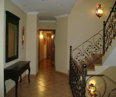 Santa Cruz Hotel Los Palacios Y Villafranca Eksteriør billede