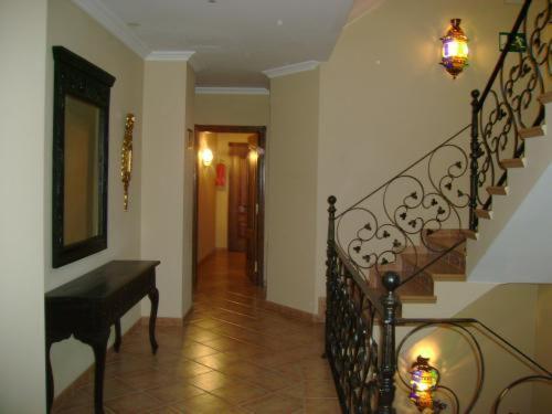 Santa Cruz Hotel Los Palacios Y Villafranca Eksteriør billede