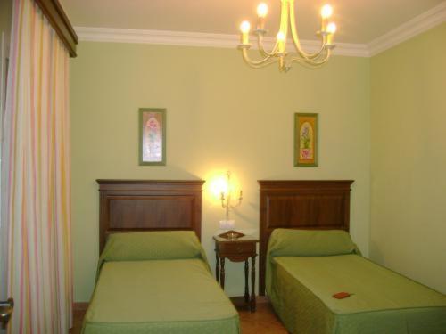 Santa Cruz Hotel Los Palacios Y Villafranca Eksteriør billede